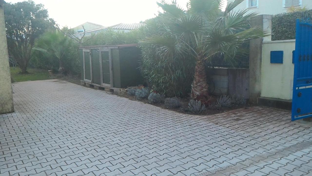 Вилла Petit Studio Au Calme Ла-Кро Экстерьер фото